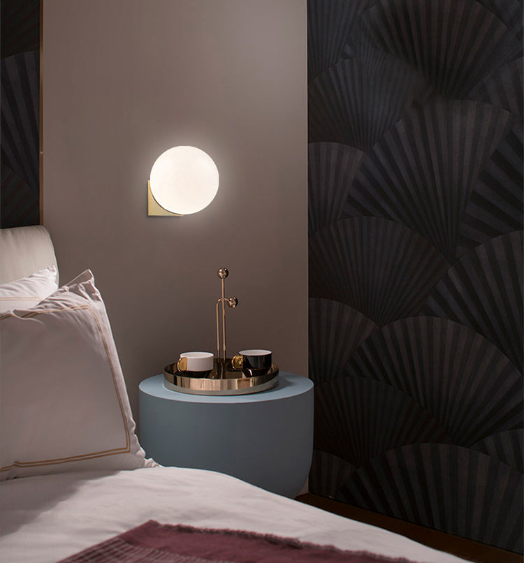 Contemporary Wall Mounted Light Fixture Sphere Wall Mounted Lamp with Glass Shade