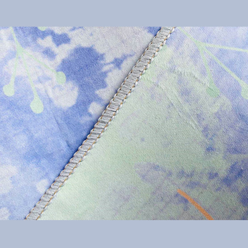 Stylish Triangle Pattern Area Rug Decorative Contemporary Polyester Rug Non-Slip Backing Indoor Carpet for Home Decor