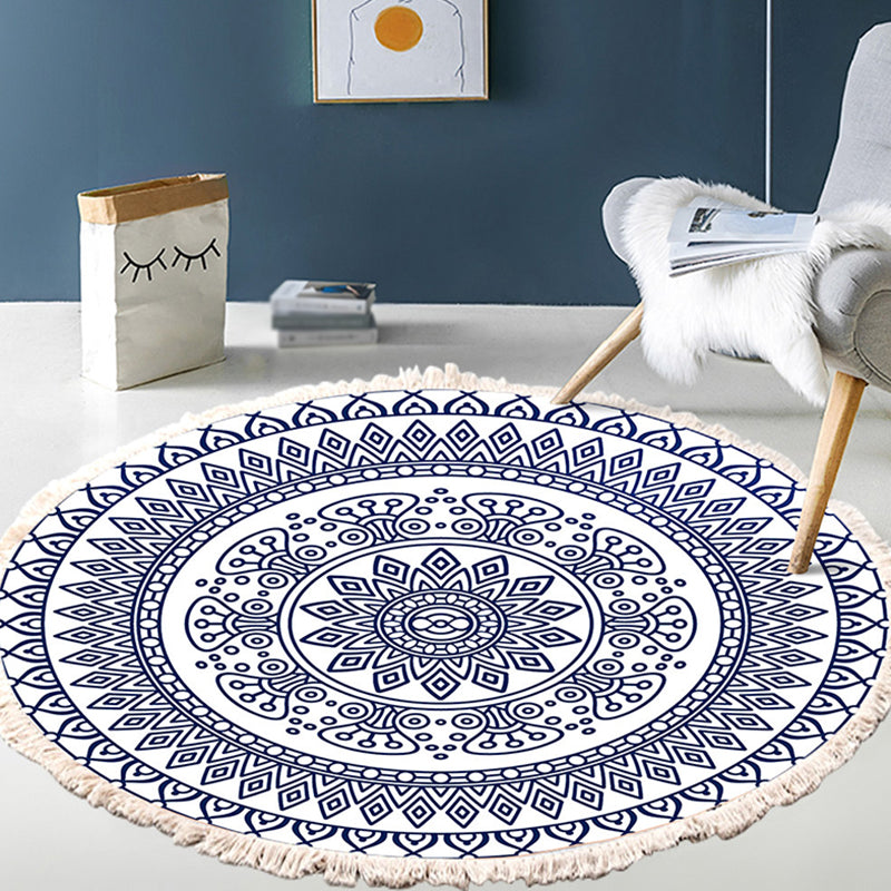 Round White Tone Modern Indoor Rug Cotton Symmetrical Pattern Carpet Easy Care Rug for Home Decoration