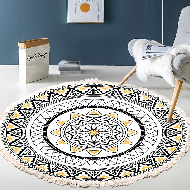 Round White Tone Modern Indoor Rug Cotton Symmetrical Pattern Carpet Easy Care Rug for Home Decoration
