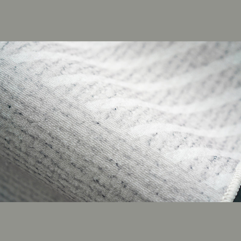 Grey Tone Modern Area Rug Polyester Stripe Print Rug Non-Slip Backing Indoor Rug for Home Decor