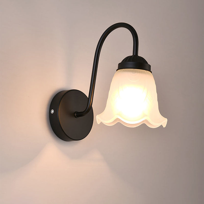 Funzione illuminazione da parete di vetro a forma di campana tradizionale a supporto da parete in stile lampada