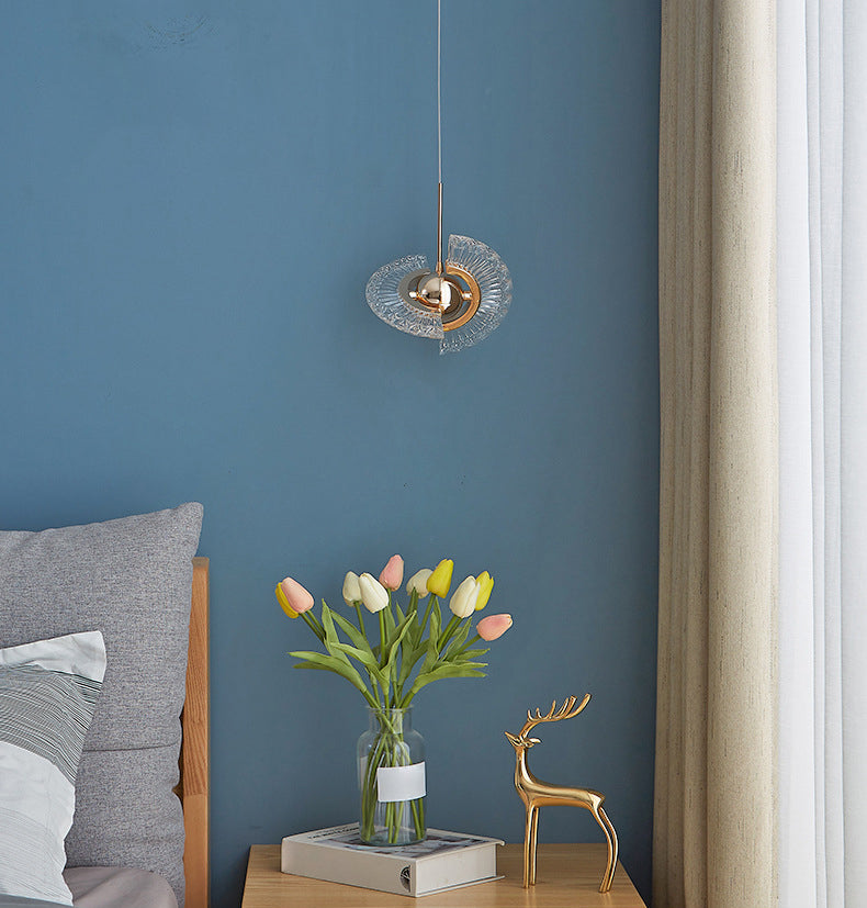 Gold geometrische LED-LED-Anhänger Licht im modernen Luxusstil Zine-Alloy-Hanglicht mit Acrylschatten