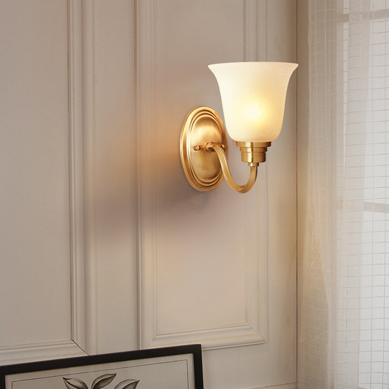 Semplicità vintage Bell Bell Vanity Lights Sconce Milk Glass Wall Monte Flaching per bagno