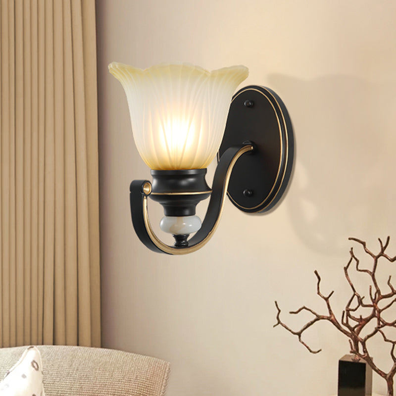 Semplicità vintage Bell Bell Vanity Lights Sconce Milk Glass Wall Monte Flaching per bagno