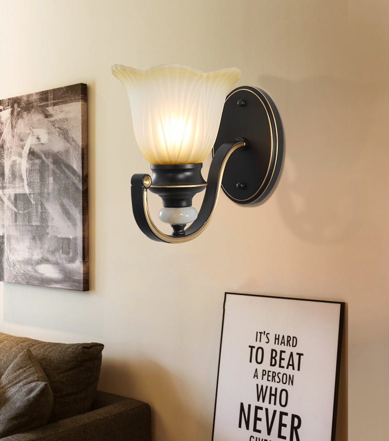 Semplicità vintage Bell Bell Vanity Lights Sconce Milk Glass Wall Monte Flaching per bagno