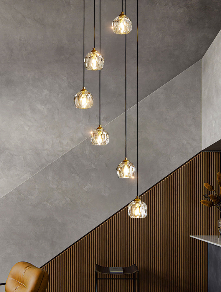 Accesorio de luz colgante sombreada lámpara colgante de oro cristal de estilo moderno para escalera