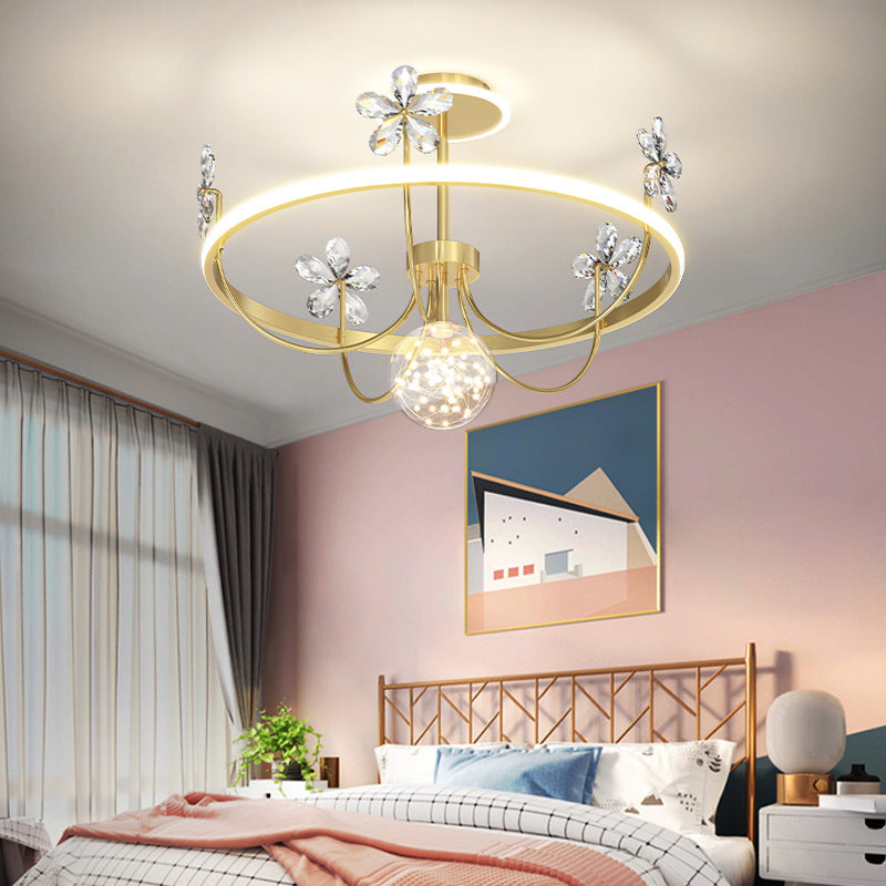 Simplicity Style Gold Circles LED Ceiling Light Crystal Petals Decorative LED Light Strings Clear Glass Globe Lighting Fixture for Bedroom