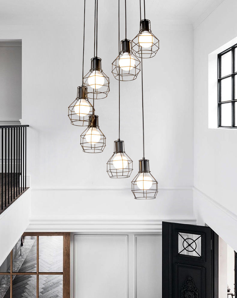 Zwarte trap hangend licht in moderne klassieke stijl smeedijzeren cluster hanglamp met ijzeren frame