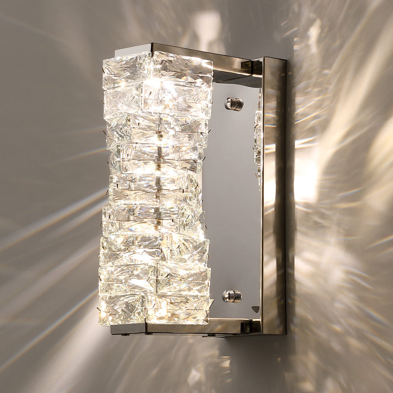 Zilveren rechthoekige LED -wand sconce in moderne artistieke stijl metalen wandlamp met kristalschaduw