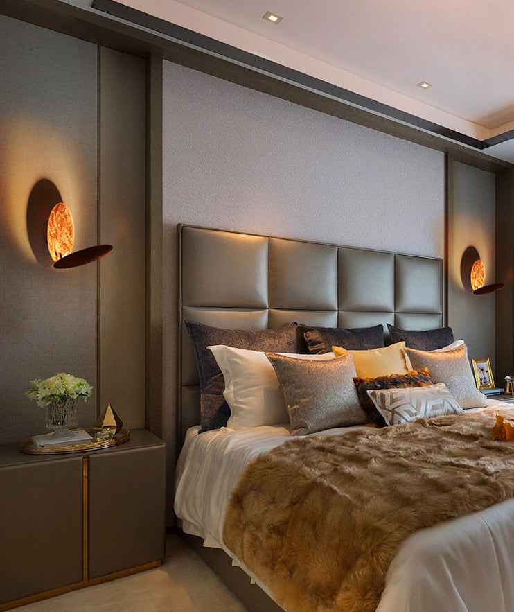 Modern Minimalist Style Circular Wall Sconce Lighting Copper Wall Light for Bedroom