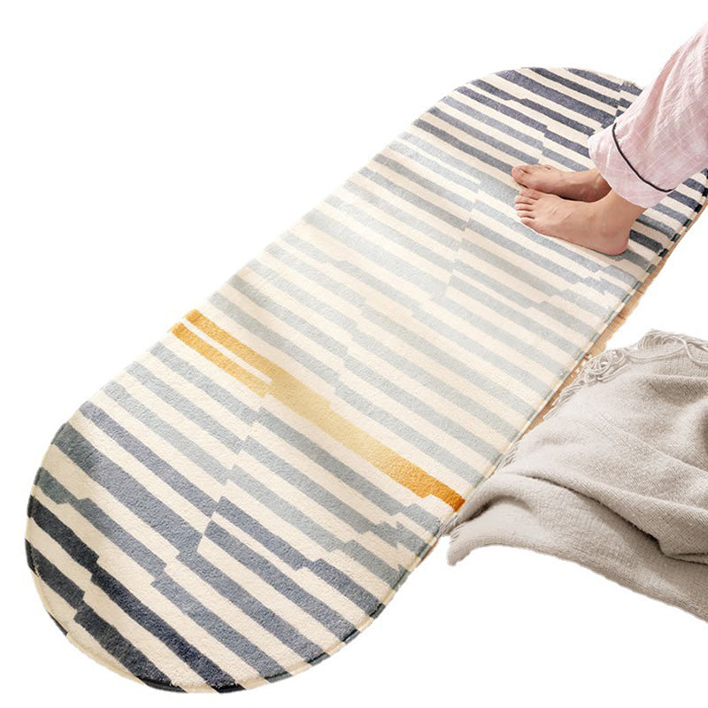 Trendy Simple Geometric Design Rug Creative Soft Polyester Indoor Carpet Polyester Friendly Washable for Bedroom