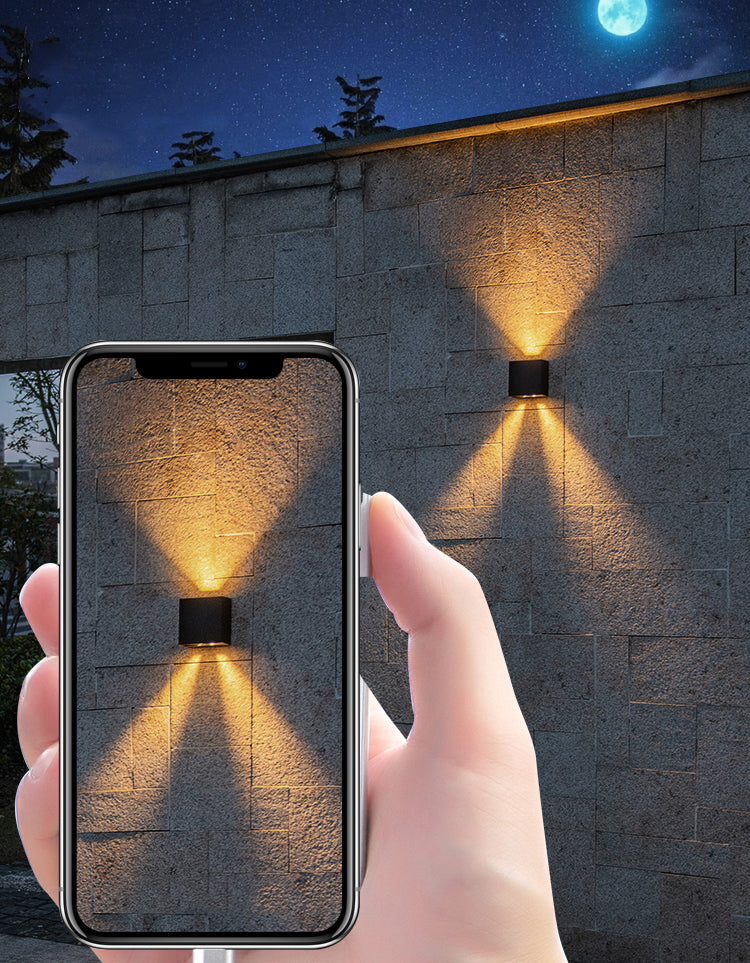 Moderno stile minimalista su e giù per la parete in metallo a parete a LED per parete esterna