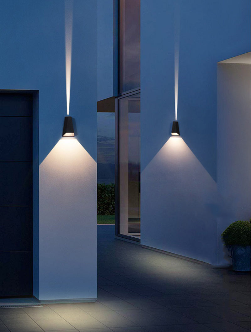 Modern Minimalist Style Geometric Up and Down LED Wall Sconce Metal Sconces