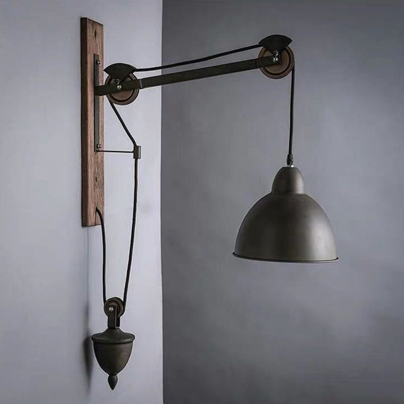 Industrial Style Bowl Shade Lesen Wandlampe 1-Licht Metall Wandleuchte mit Riemenscheibe in Schwarz