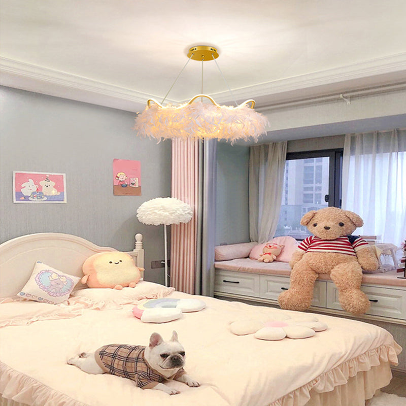 Crown Chandelier Light Fixture Modern Simplicity Feather Shade Pendant Lighting for Restaurant