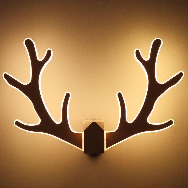 Lampada montata sulla parete di corna di cervo in metallo moderno lampada da parete da letto moderna