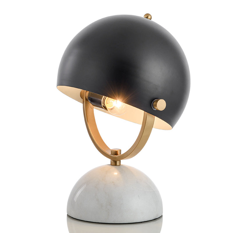Éclairage de table de chevet hémisphérique Métal 1 Bulbe Postmoderne Nightstand Light in Black