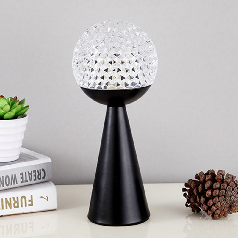 Lampada per palla da letto postmoderna e cono Night Acrilico Acrilico a bulbo singolo Luce