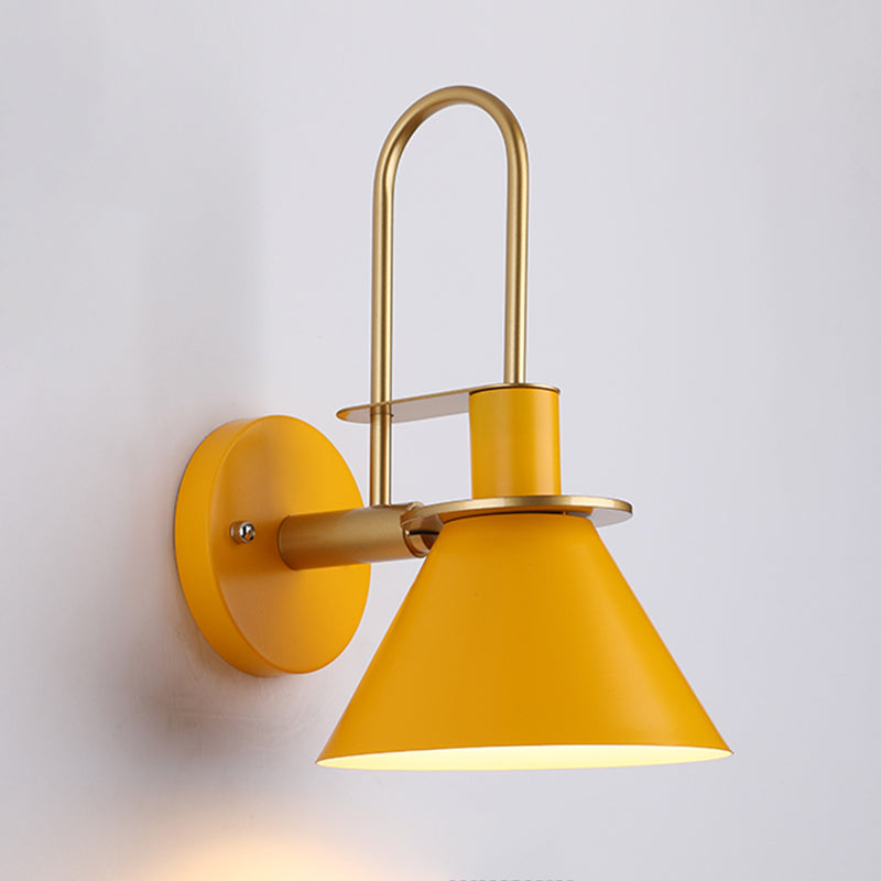 Nordic-Style Conical Wall Lighting Fixture Metal Bedroom Wall Mount Light Fixture