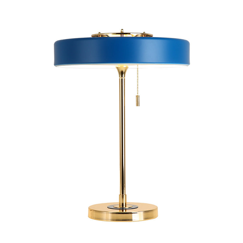 Table ronde postmoderne Lumière Métal Livrée LED Table table de chevet avec interrupteur de chaîne