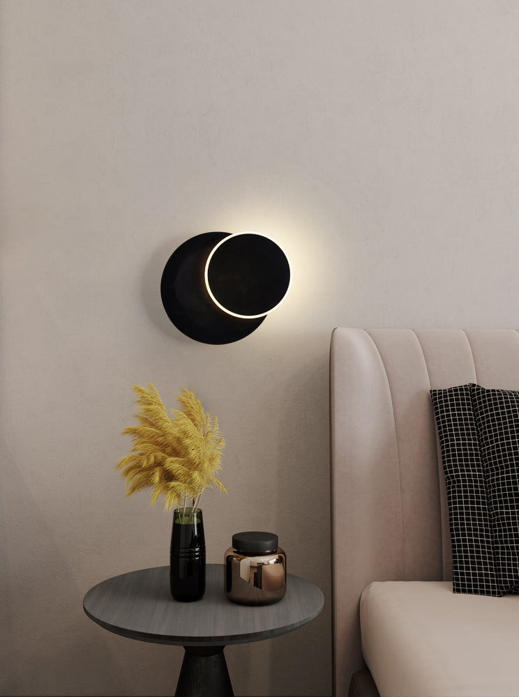Lámpara de pared LED circular acrílica en estilo creativo moderno de hierro forjado aplastador de pared rotatable para dormitorio