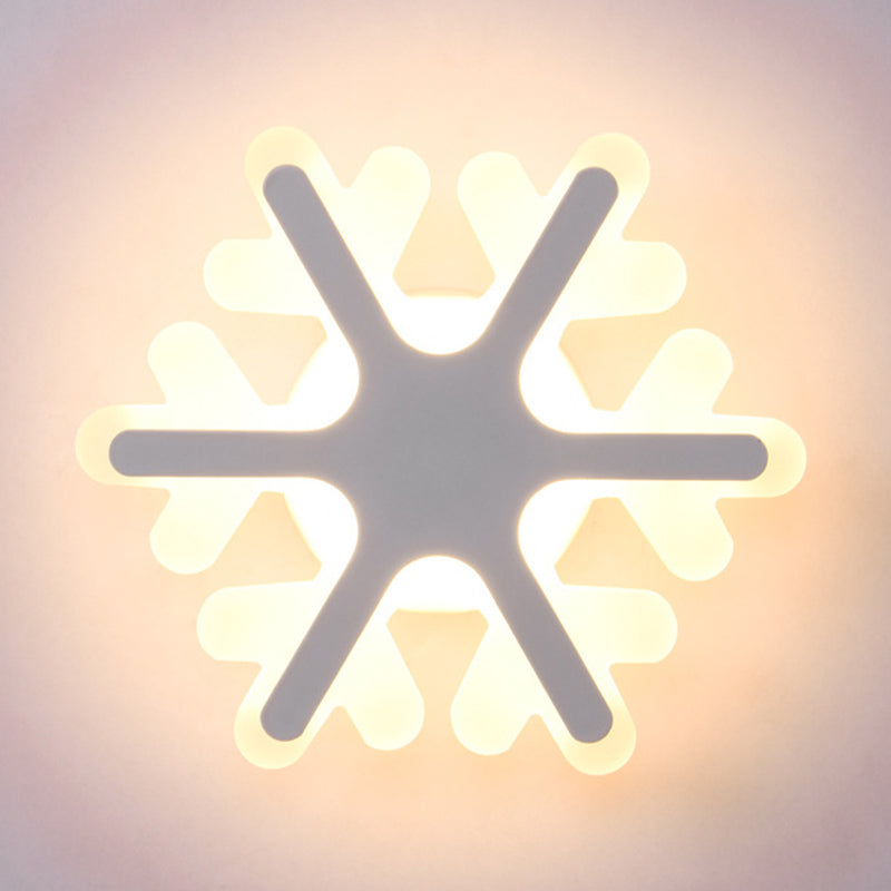 Nordic Snowflake Wall Sconce Lighting Acrylic LED Bedroom Sconce Light Fixture in White