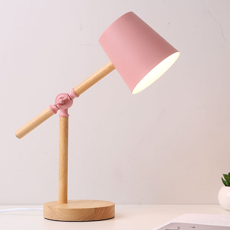 Lampada da tavolo con braccio oscillante in legno Macaron Lampada da lettura a 1 luce con paralume affusolato in metallo