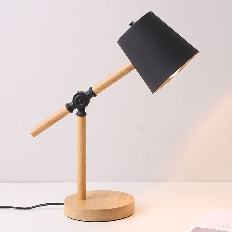 Lampada da tavolo con braccio oscillante in legno Macaron Lampada da lettura a 1 luce con paralume affusolato in metallo