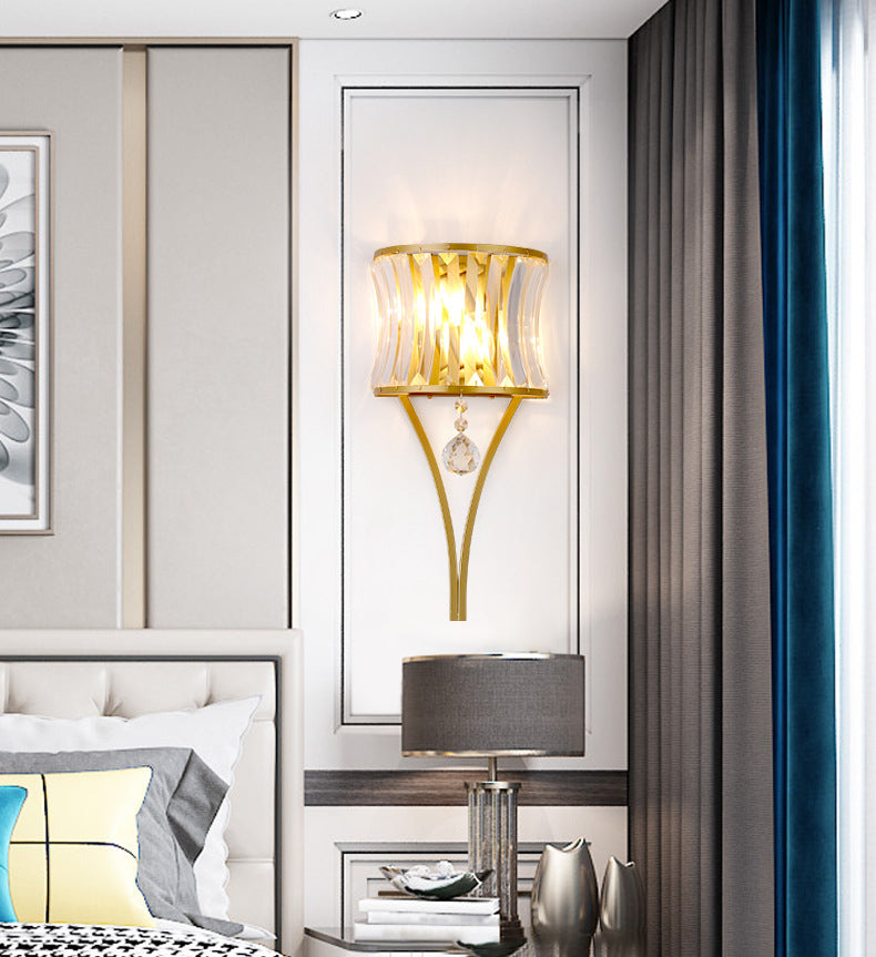 Lámpara de pared geométrica de cristal en moderna luz de pared de hierro forjado de estilo de lujo para espacios interiores