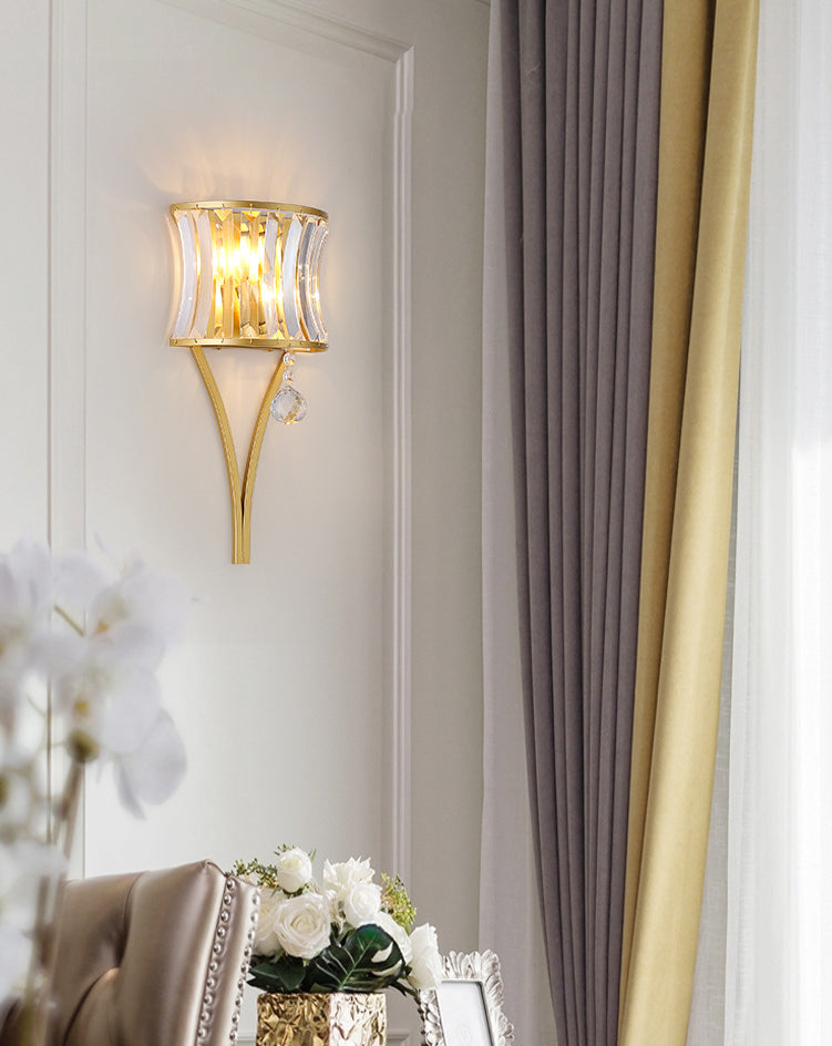 Lámpara de pared geométrica de cristal en moderna luz de pared de hierro forjado de estilo de lujo para espacios interiores
