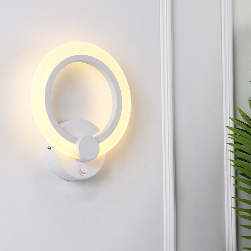 Amplia de la pared LED blanca acrílica en la lámpara de pared geométrica de hierro forjado de estilo conciso moderno para espacios interiores