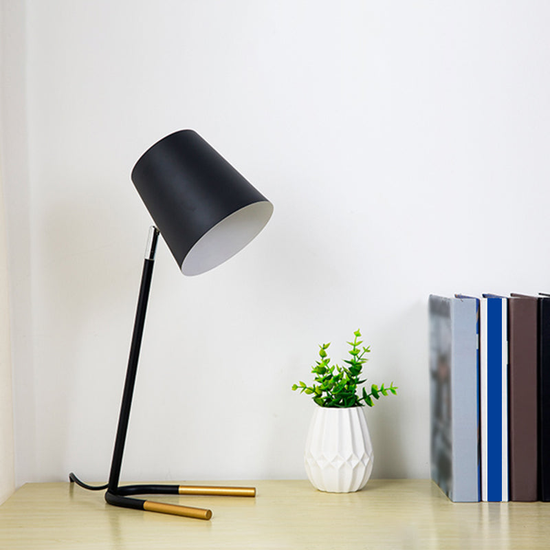 Table en métal en forme de seau Macaron 1 lampe de chevet de bulbe avec base en U