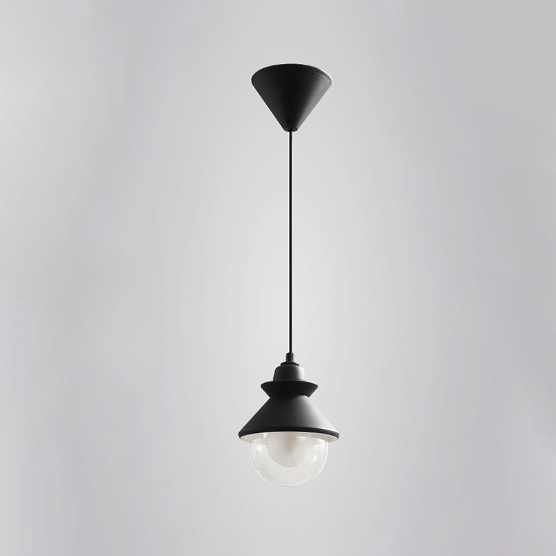 Éclairage pendentif à cône noir