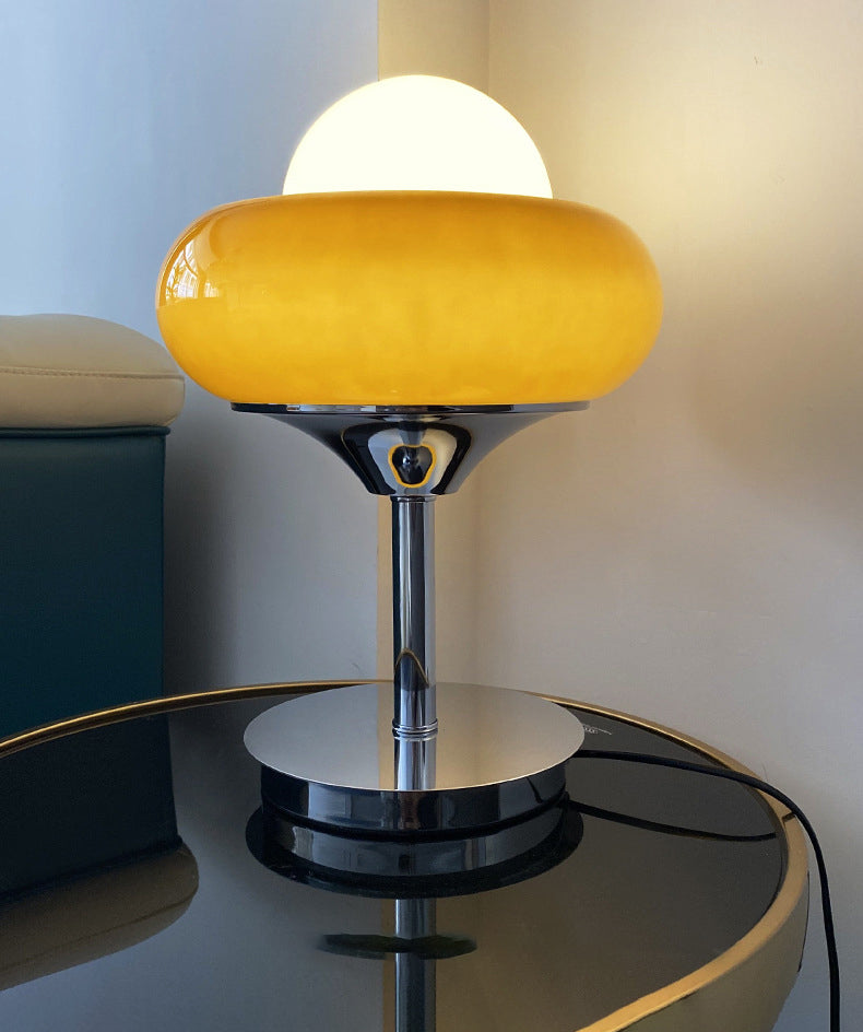 Lampada da tavolo a forma di bocciolo in vetro marrone chiaro Lampada da notte contemporanea con 1 lampadina con finitura cromata per soggiorno