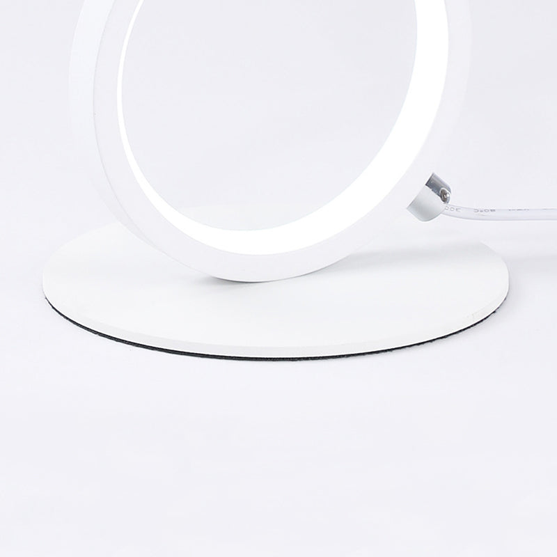 Table à LED en forme de bague Light Creative Minimalist 3-Light Night lampe pour le salon