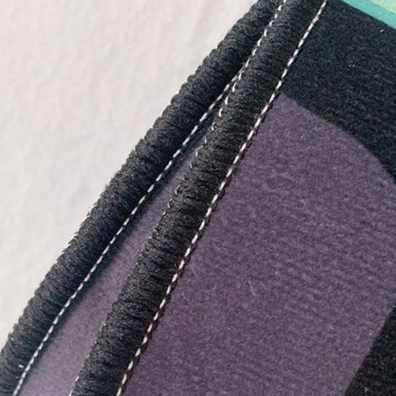 Stylish Triangle Pattern Rug Funky Modern Carpet Polyester Stain Resistant Rug for Living Room