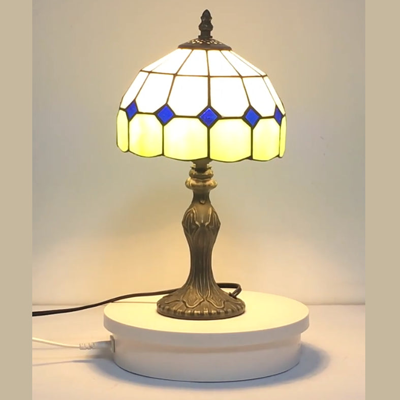 Umbrella Shaped Stained Glass Nightstand Lamp Vintage 1-Bulb Table Light for Living Room