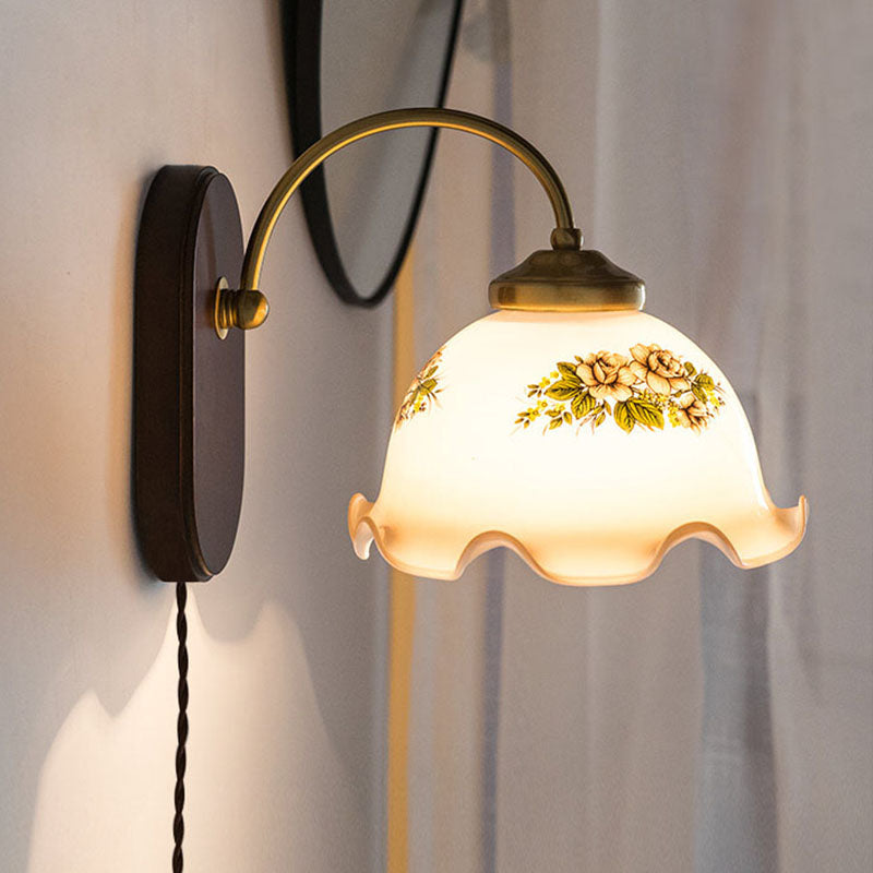 Contemporary Armed Wall Mounted Light Fixture 1-Light Glass Sconce Light for Bedroom