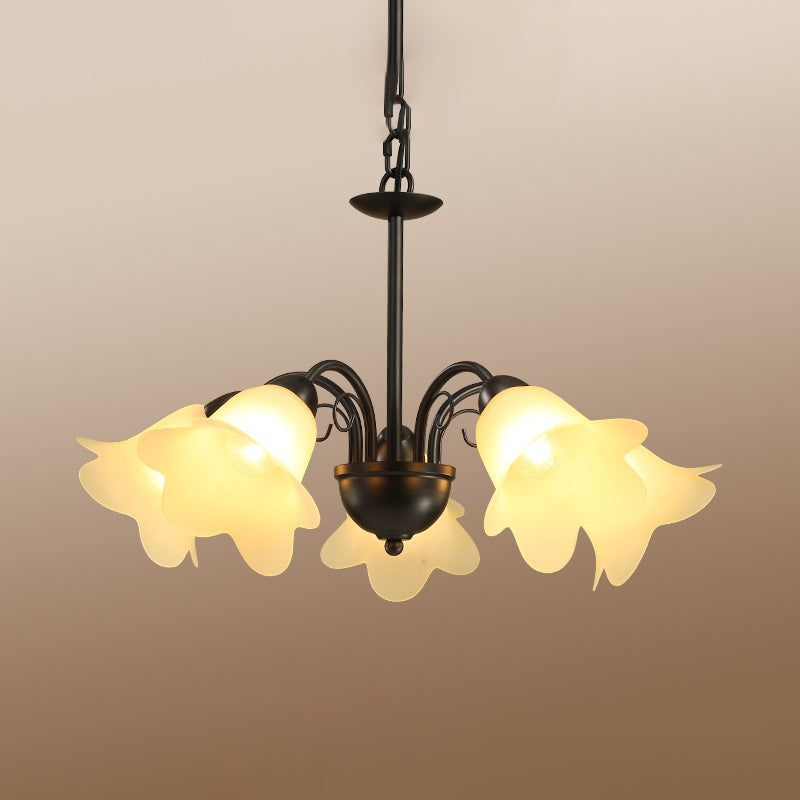 3/5/6 Bulbes Room Dining Chandelier Retro Retro Black Finis Plafond Éclairage Pendant de forme florale Milky Glass Shade