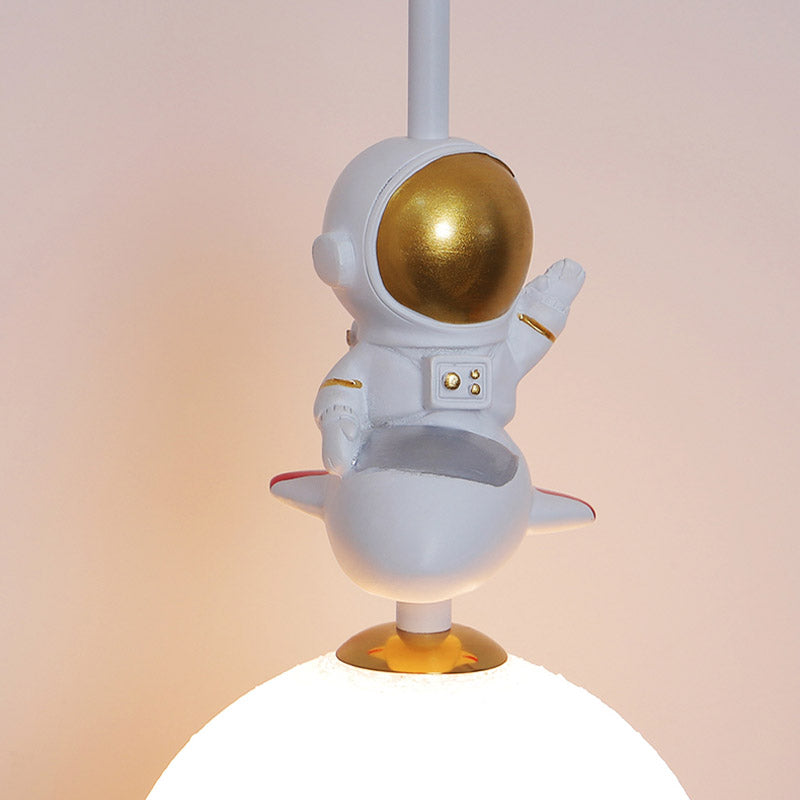 1-Light Bedroom Resin Wall Lighting Contemporary Globe Sconce Light in Gold