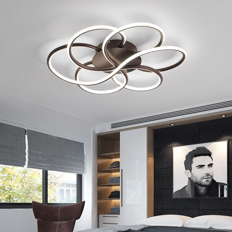 Nordic LED Ceiling Flush Mount Light Flower-Shaped Ceiling Lighting with Metal Shade
