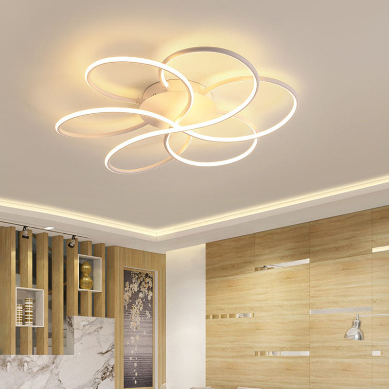 Nordic LED Ceiling Flush Mount Light Flower-Shaped Ceiling Lighting with Metal Shade