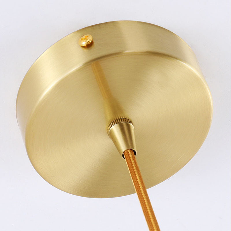 1 léger plafonnier pein