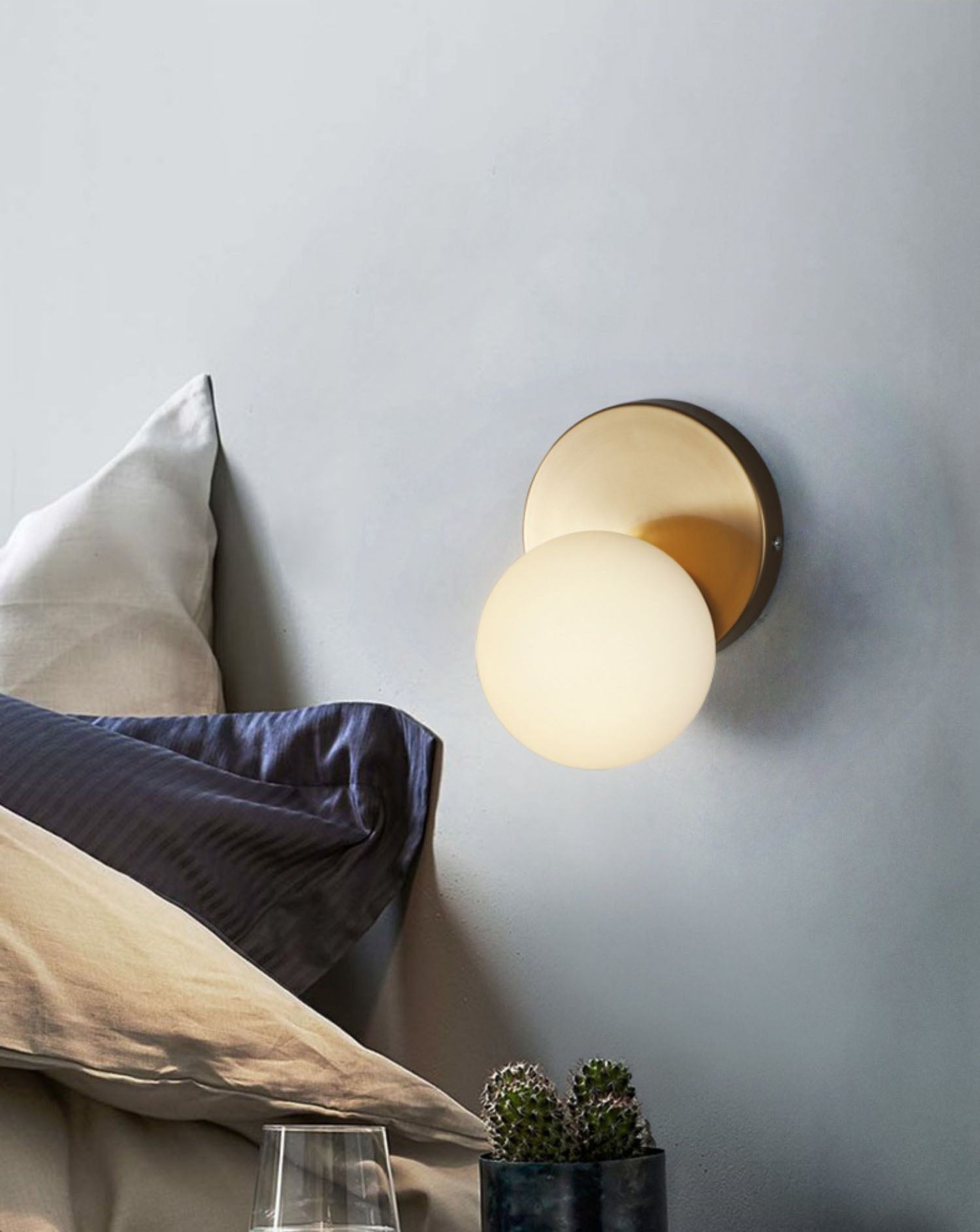 Minimalist Style Global Sconce Light Fixture Glass Bedroom Wall Lighting Fixture in Gold