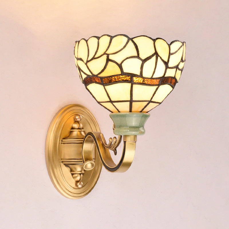 1 Light Wall Mounted Lamp Tiffany Style Cone/Bowl/Flower Cut Glass Sconce Light in Beige/Yellow/Orange for Bedroom