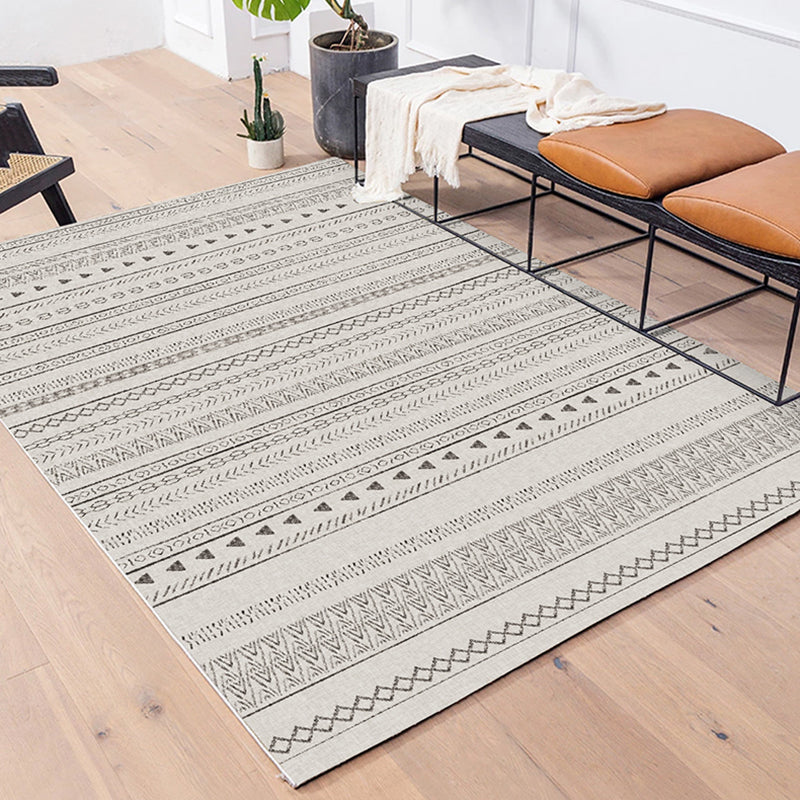 Weißer Vintage-Teppich für den Innenbereich, Polyester-Teppich mit Stammesmuster, pflegeleichter Teppich für die Heimdekoration