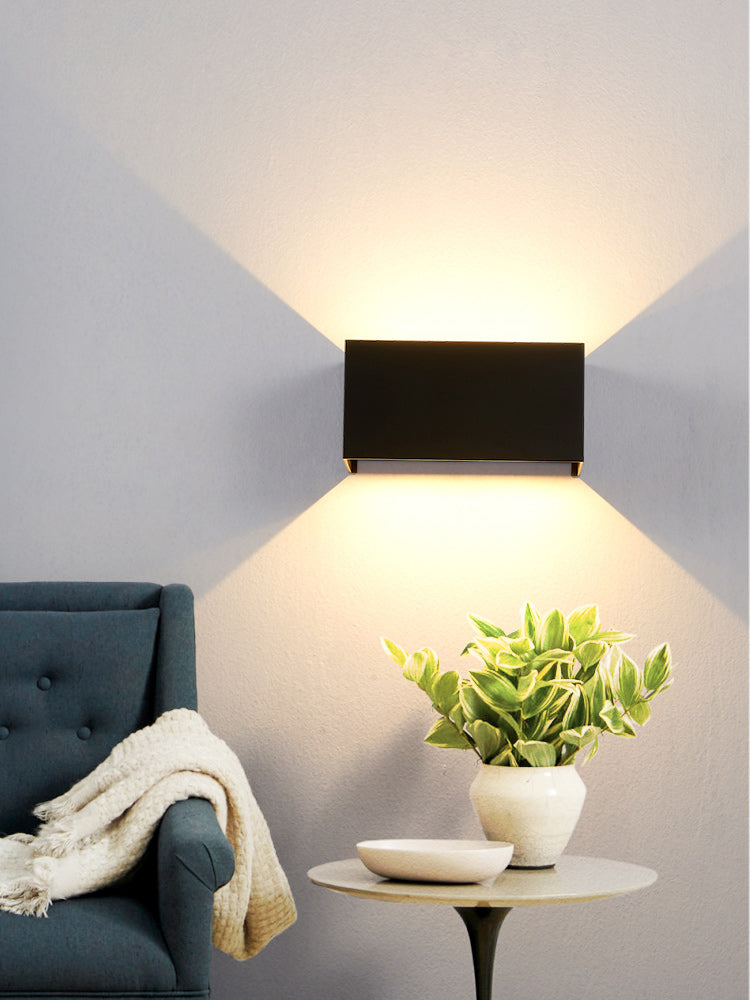 Lampada a parete a LED rettangolare in moderna semplicità in alluminio impermeabile per gli spazi esterni