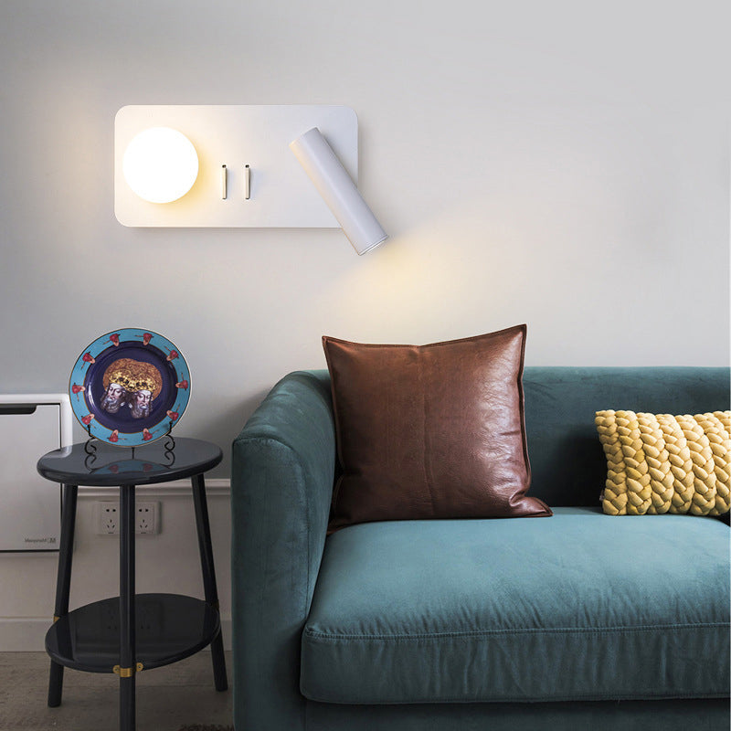 Moderna semplicità lettura da parete luce metallica da parete per un letto