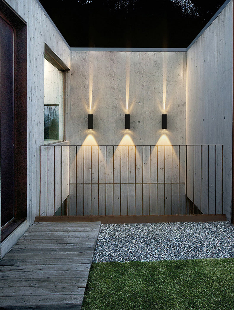 Luz de pista LED rectangular negra en la simplicidad moderna Lámpara de pared impermeable de aluminio